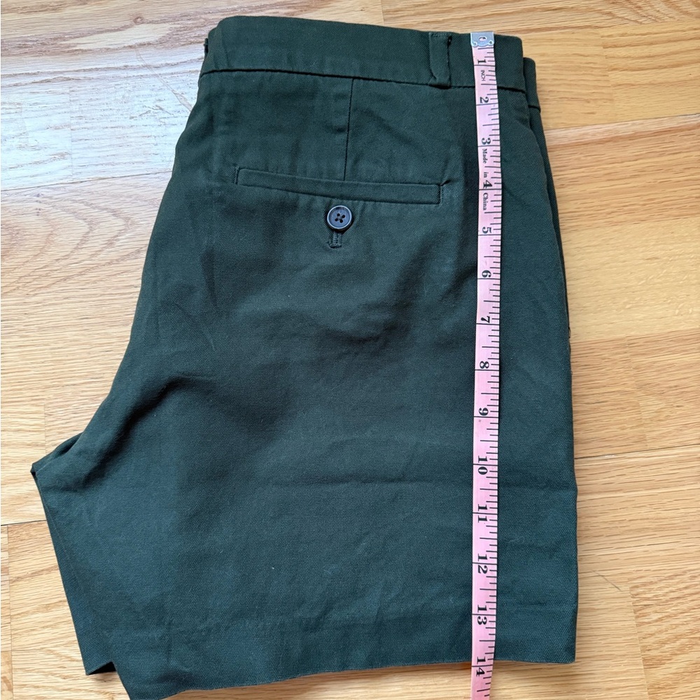 Banana Republic Women’s Green Tailored Shorts Size 2 Stretch Chino - Picture 8 of 8
